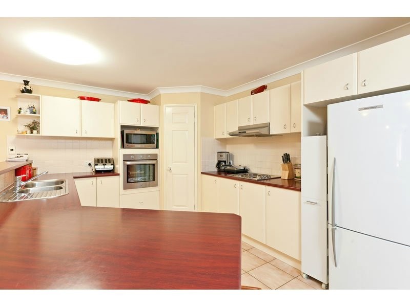 40 Bedarra Street, Redland Bay QLD 4165