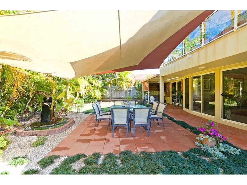 4 St. Ives Court, Redland Bay QLD 4165