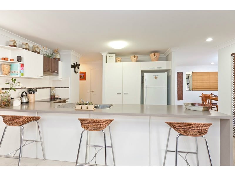 55 Azure Ave, Redland Bay QLD 4165