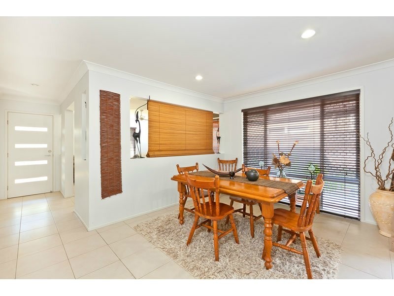 55 Azure Ave, Redland Bay QLD 4165