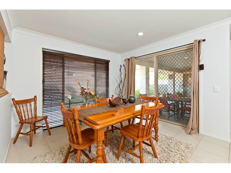 55 Azure Ave, Redland Bay QLD 4165