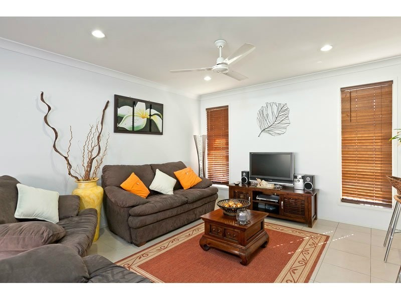 55 Azure Ave, Redland Bay QLD 4165