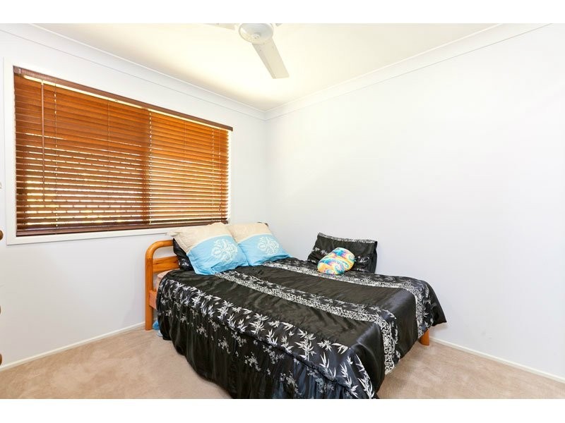 55 Azure Ave, Redland Bay QLD 4165
