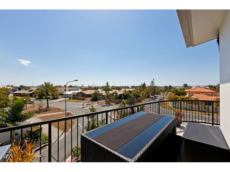 54/2-12 Masthead Dve, Cleveland QLD 4163