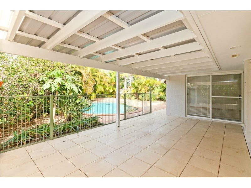 6 Crompton Court, Victoria Point QLD 4165