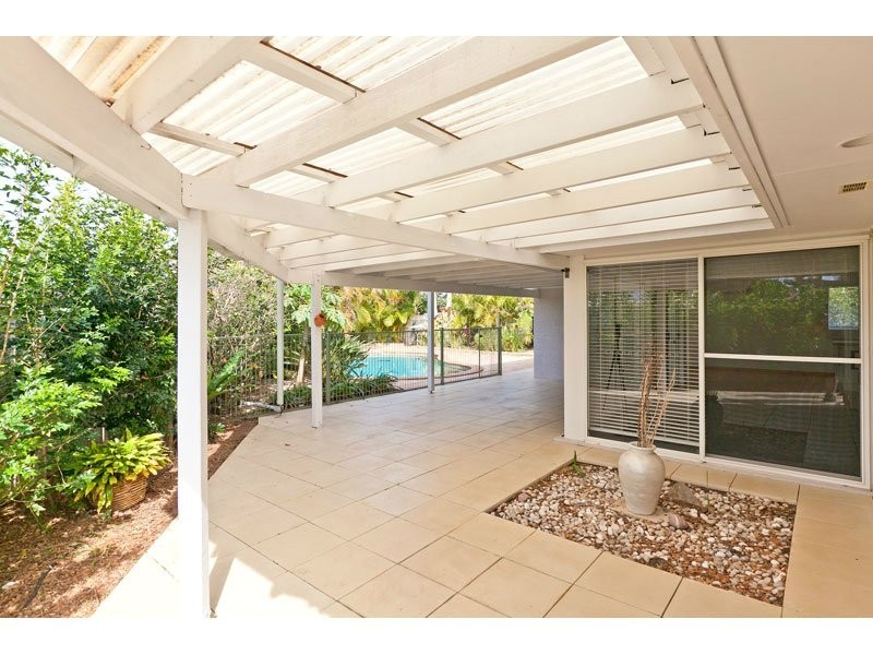 6 Crompton Court, Victoria Point QLD 4165