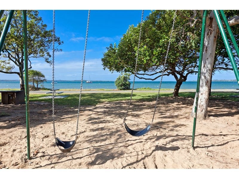 6 Crompton Court, Victoria Point QLD 4165