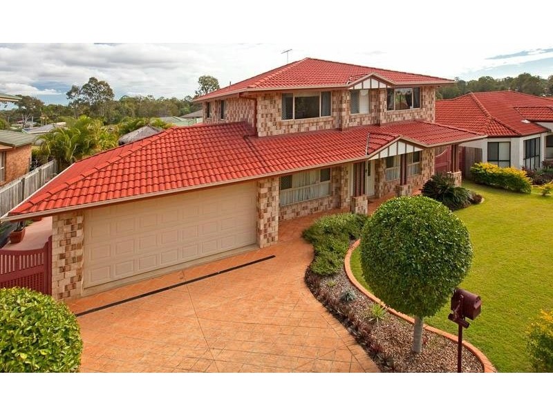 6 Almond Ave, Birkdale QLD 4159