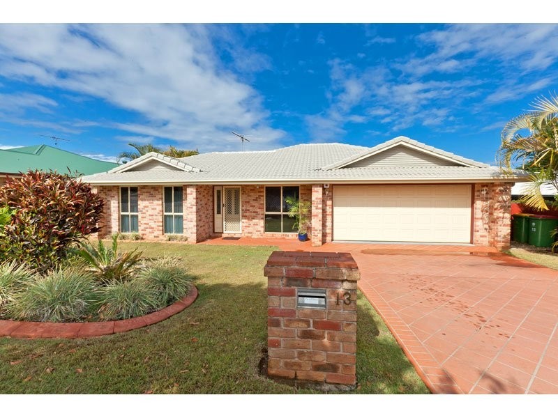 13 Attenborough Circuit, Redland Bay QLD 4165