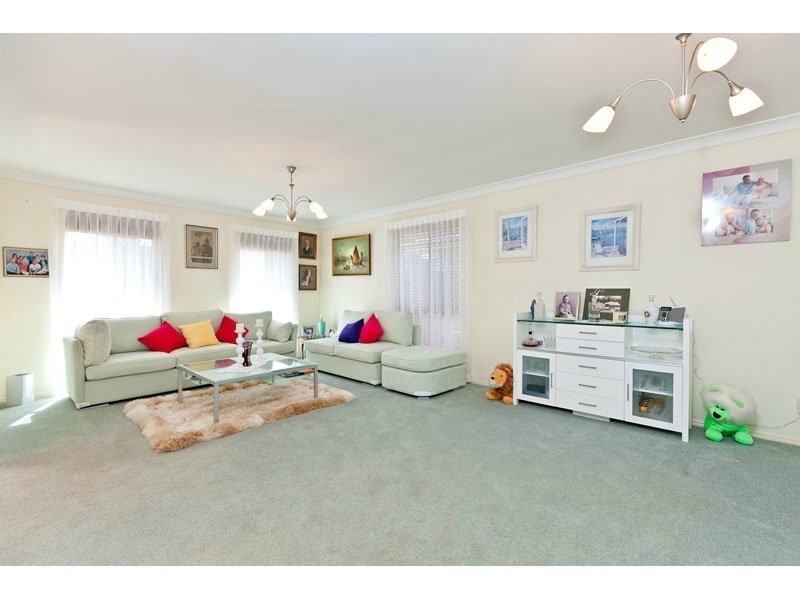 13 Attenborough Circuit, Redland Bay QLD 4165