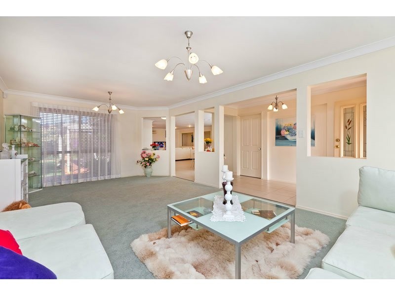 13 Attenborough Circuit, Redland Bay QLD 4165