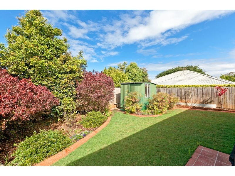 13 Attenborough Circuit, Redland Bay QLD 4165