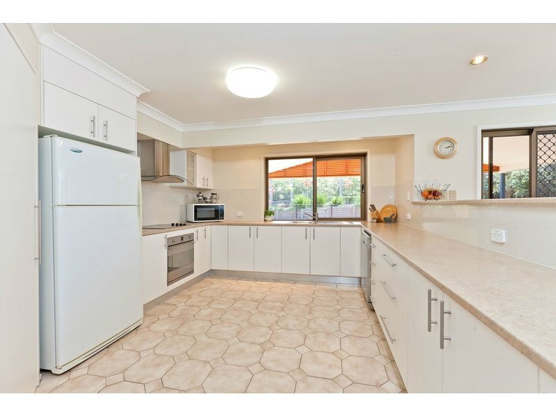 17 Kite Cres, Thornlands QLD 4164