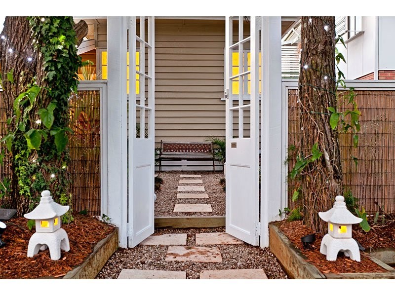 21 Daniel Street, Lota QLD 4179