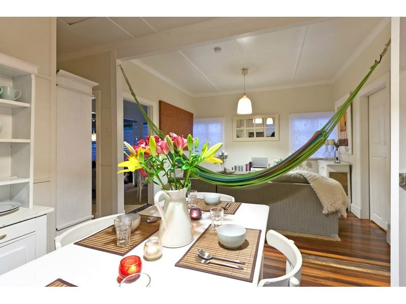 21 Daniel Street, Lota QLD 4179