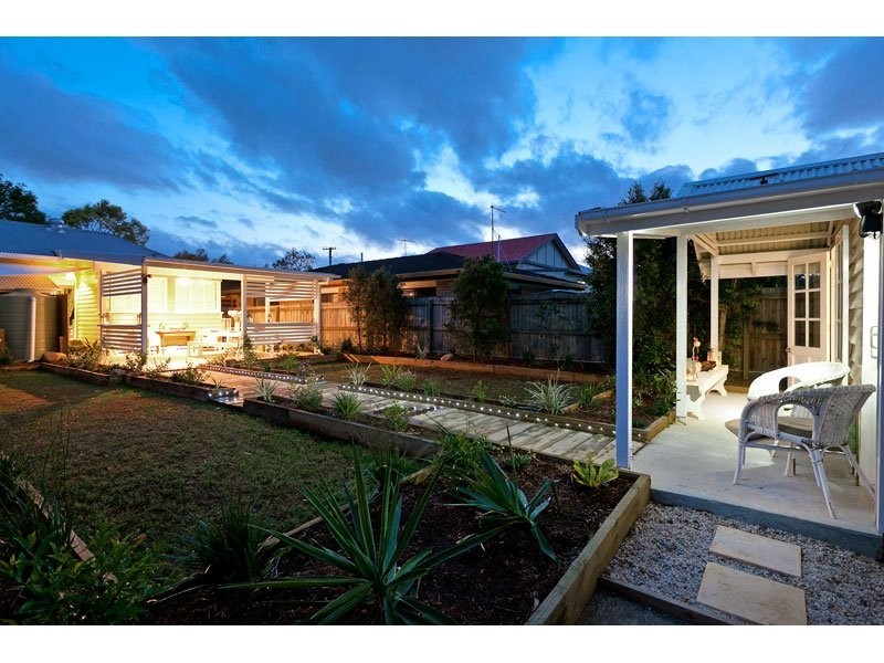 21 Daniel Street, Lota QLD 4179