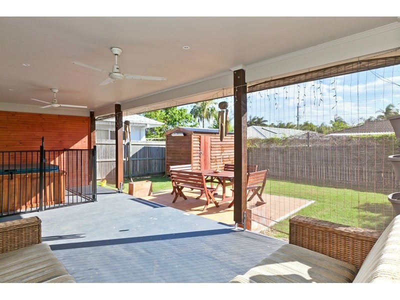 34 Thomas Street, Birkdale QLD 4159