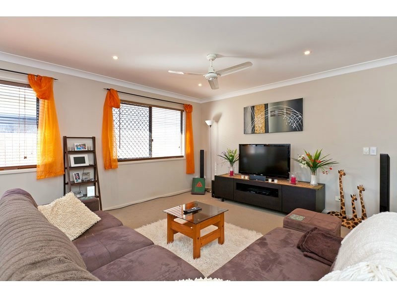 34 Thomas Street, Birkdale QLD 4159