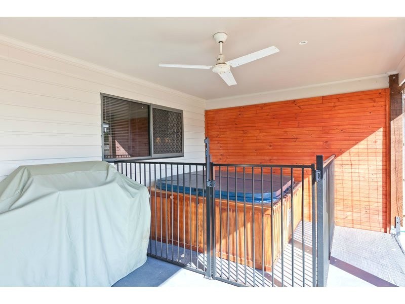 34 Thomas Street, Birkdale QLD 4159