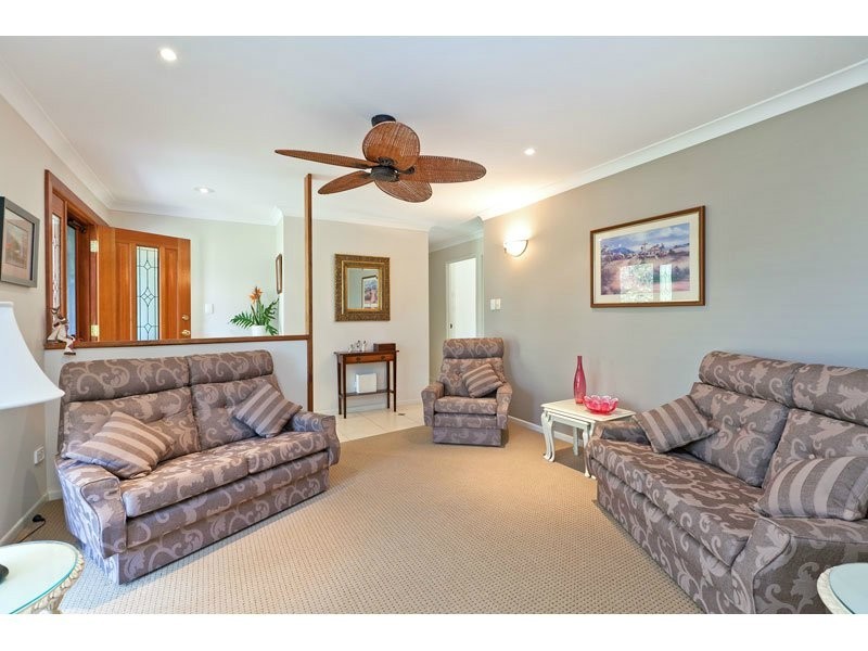 98 Island Street, Cleveland QLD 4163