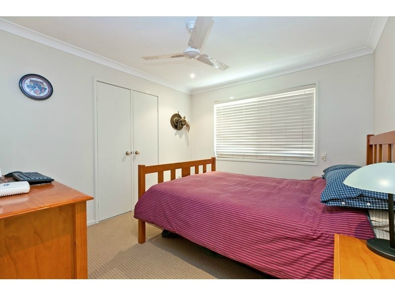 98 Island Street, Cleveland QLD 4163