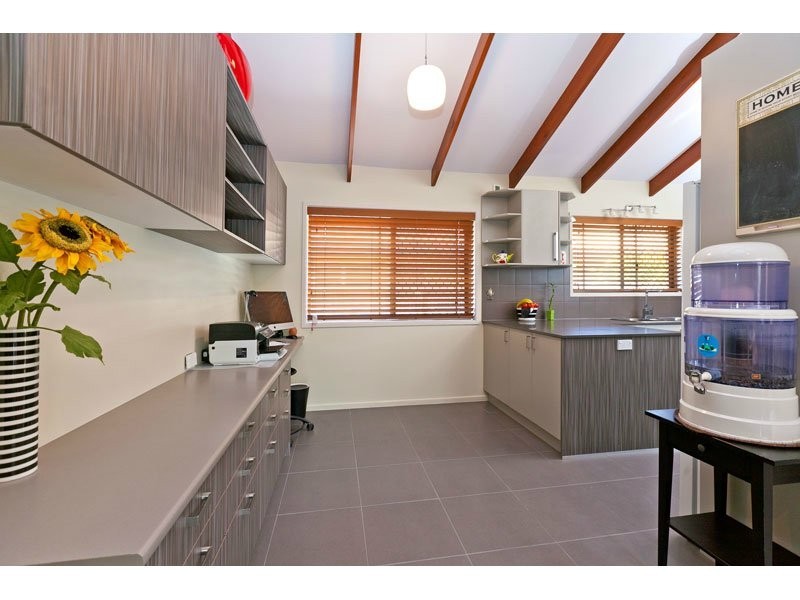 37 McLeod Street, Cleveland QLD 4163