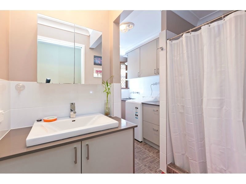 37 McLeod Street, Cleveland QLD 4163