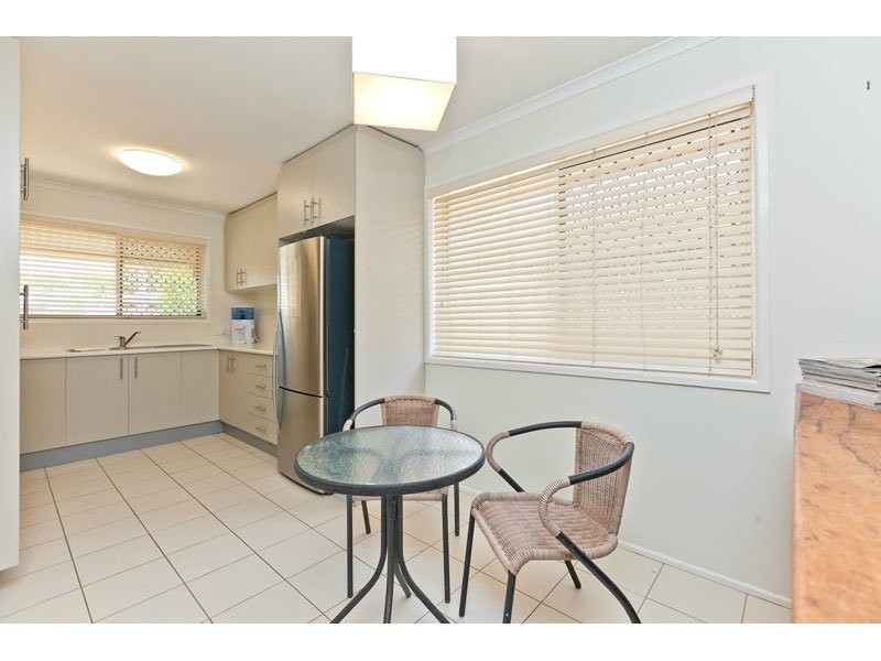 6 McLeod Street, Cleveland QLD 4163