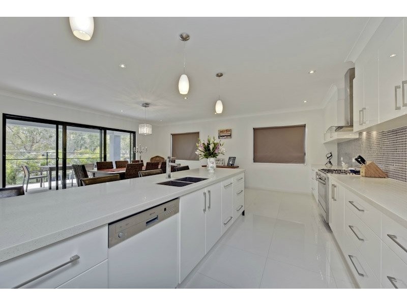 22 Phillip Street, Cleveland QLD 4163