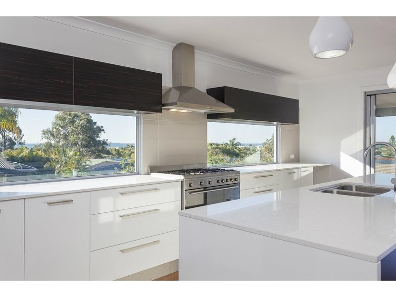 29 Claremont St, Birkdale QLD 4159