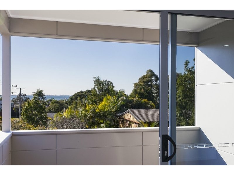 29 Claremont St, Birkdale QLD 4159
