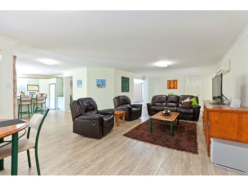 5 Sirocco Court, Ormiston QLD 4160