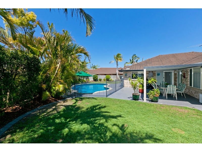 5 Sirocco Court, Ormiston QLD 4160