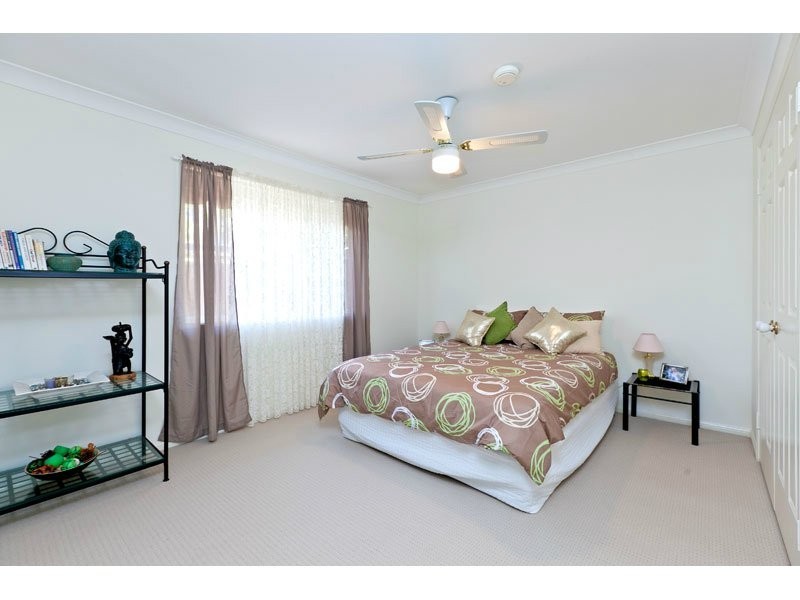5 Sirocco Court, Ormiston QLD 4160