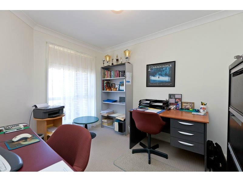 5 Sirocco Court, Ormiston QLD 4160