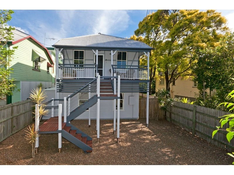 32 Orallo Street, Lota QLD 4179