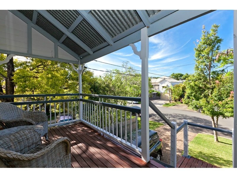 32 Orallo Street, Lota QLD 4179