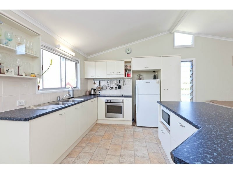 3 Maureen Street, Thorneside QLD 4158