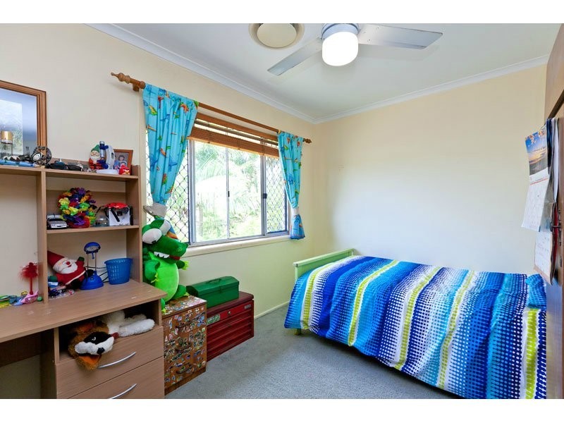 70 Regent Street, Wynnum West QLD 4178