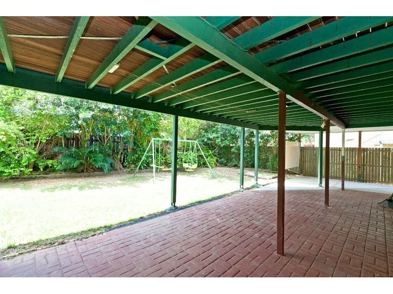 70 Regent Street, Wynnum West QLD 4178