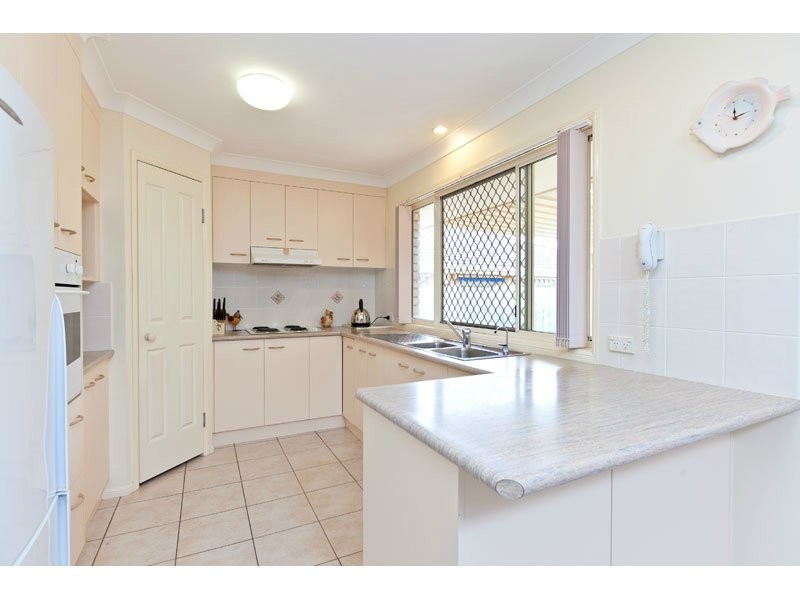 65 Collingwood Road, Birkdale QLD 4159