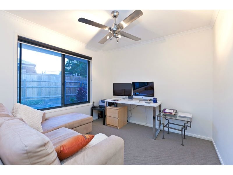 82 Ebony Crescent, Redland Bay QLD 4165