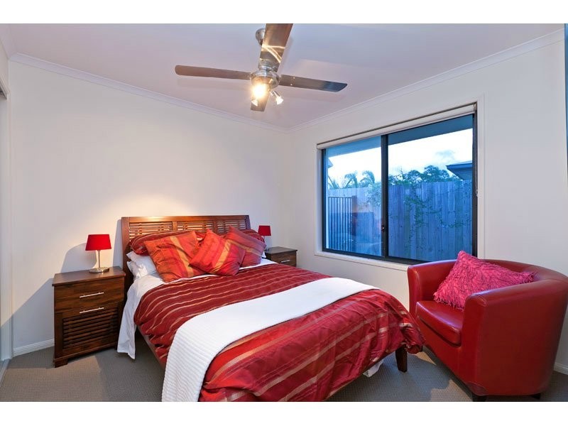 82 Ebony Crescent, Redland Bay QLD 4165