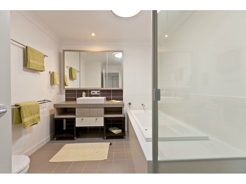 12 Esk Crescent, Wakerley QLD 4154