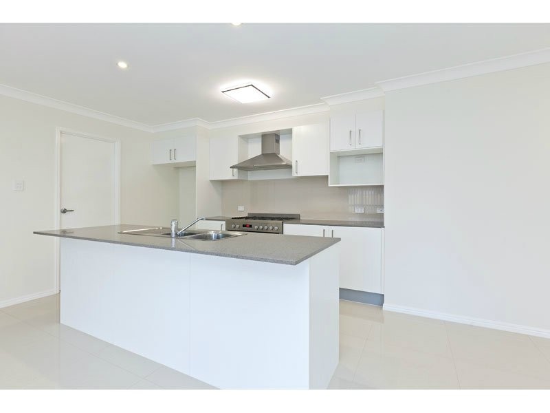 14 Park Edge Place, Redland Bay QLD 4165