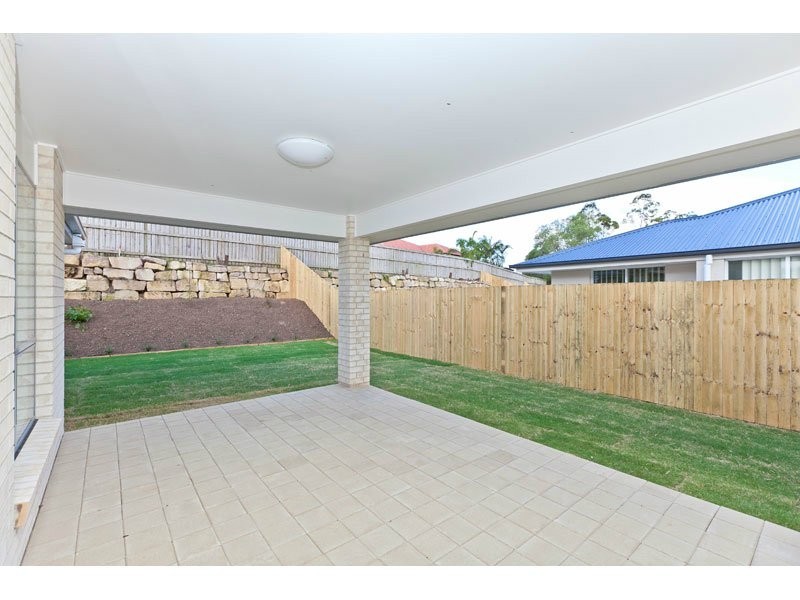 14 Park Edge Place, Redland Bay QLD 4165