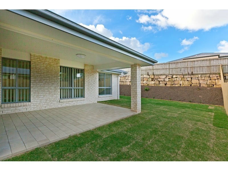 14 Park Edge Place, Redland Bay QLD 4165