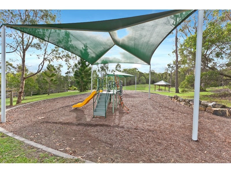 14 Park Edge Place, Redland Bay QLD 4165