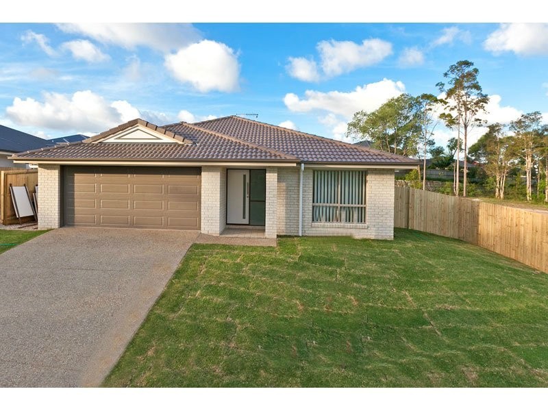 18 Park Edge Place, Redland Bay QLD 4165