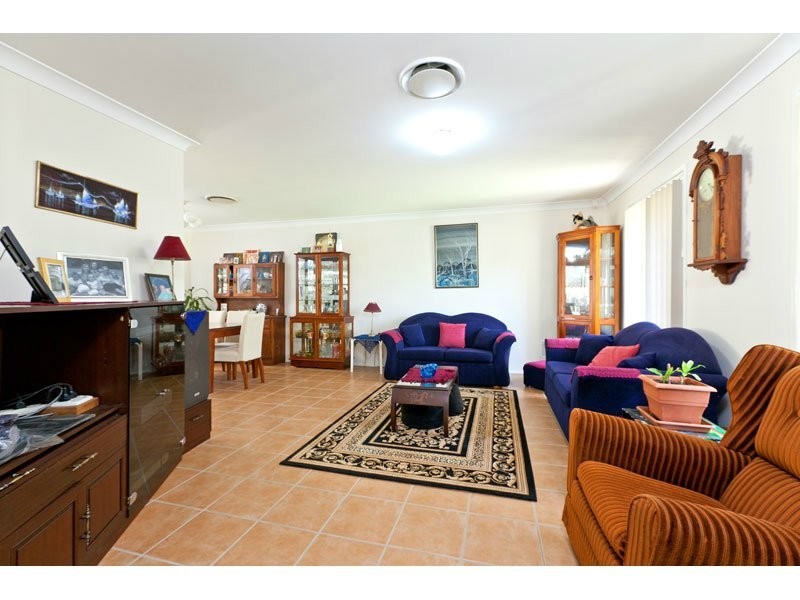 4 Moonlight Place, Capalaba QLD 4157